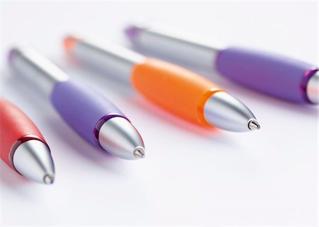 simsearch:400-05288932,k - Ball pens Fotografie stock - Premium Royalty-Free, Codice: 628-05817387