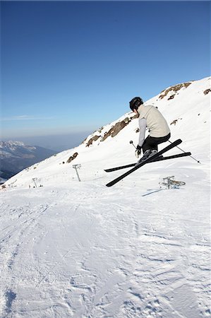 simsearch:853-05840902,k - Skier in Hochfuegen, Zillertal, Tyrol, Austria Stock Photo - Premium Royalty-Free, Code: 628-07072448