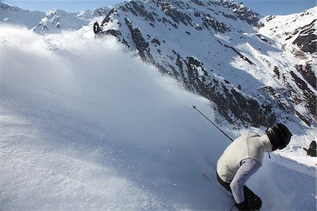 sciatore (uomo e donna) - Skier in Hochfuegen, Zillertal, Tyrol, Austria Fotografie stock - Premium Royalty-Free, Codice: 628-07072441