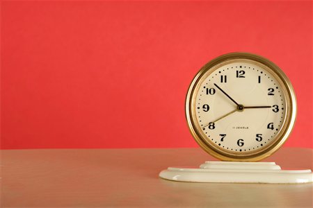 Nostalgic alarm clock Stock Photo - Premium Royalty-Free, Code: 628-00920723