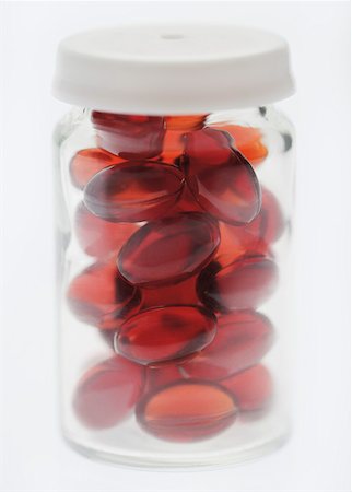 drug store not people - Capsules in a jar Stock Photo - Premium Royalty-Free, Code: 628-02062777
