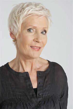 Portrait of a senior woman Stock Photo - Premium Royalty-Free, Code: 628-02228231