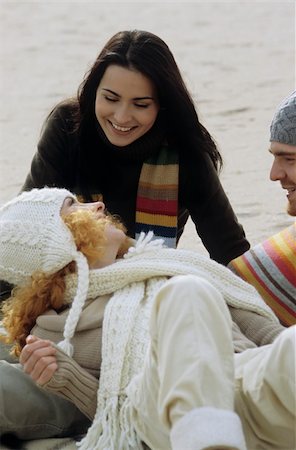 simsearch:628-02953986,k - Three Friends in warm Clothing at the Beach - Leisure Time - Friendship - Trip - Season Stock Photo - Premium Royalty-Free, Code: 628-02954648