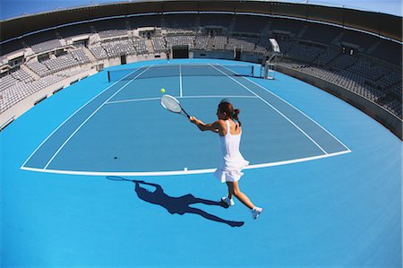 female tennis player rear view - Young Female Tennis Player Stock Photo - Premium Royalty-Free, Code: 622-05602769