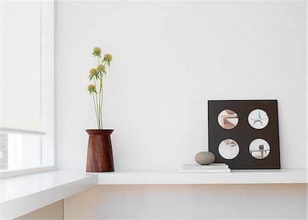 shelf - Étagère de Style moderne, vue rapprochée Photographie de stock - Premium Libres de Droits, Code: 622-06009484