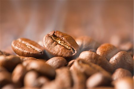 food close ups roast - Coffee Bean Stock Photo - Premium Royalty-Free, Code: 622-06009970