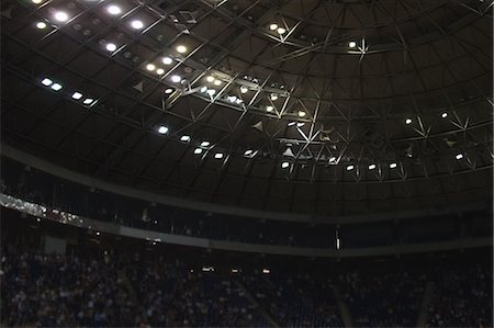 people in the stadium - Stade Photographie de stock - Premium Libres de Droits, Code: 622-06163886