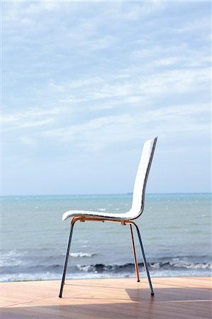 Empty Chair And Sea Stock Photo - Premium Royalty-Free, Code: 622-06190737