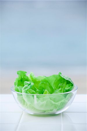 salad bowl - Cabbage Leaves In Glass Bowl Stock Photo - Premium Royalty-Free, Code: 622-06191063