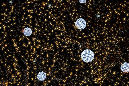 sparkly background - Christmas illuminations Stock Photo - Premium Royalty-Free, Code: 622-06369612