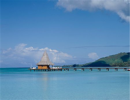 simsearch:622-06370189,k - A small hut at Blue Lagoon Stock Photo - Premium Royalty-Free, Code: 622-06370192