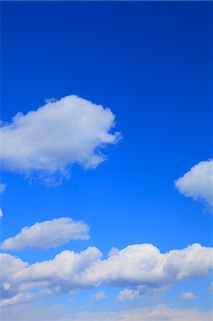 Blue sky and clouds Foto de stock - Sin royalties Premium, Código: 622-06370473