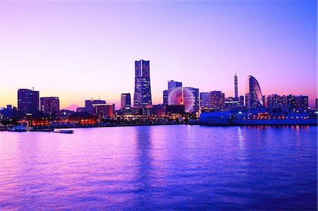 sky and city and night - View of Minato Mirai 21, Yokohama Stock Photo - Premium Royalty-Free, Code: 622-06370564