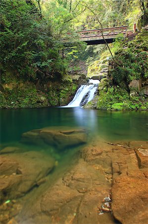 simsearch:622-06487490,k - Akameshijuhattaki waterfall in Nabari, Mie Prefecture Stock Photo - Premium Royalty-Free, Code: 622-06398053