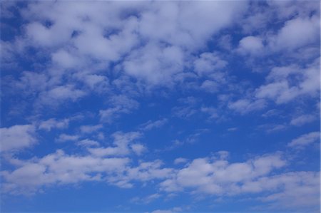 simsearch:622-06398168,k - Blauer Himmel und weiße Wolken Stockbilder - Premium RF Lizenzfrei, Bildnummer: 622-06398172