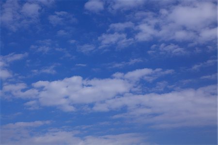 simsearch:622-06398168,k - Blauer Himmel und weiße Wolken Stockbilder - Premium RF Lizenzfrei, Bildnummer: 622-06398173