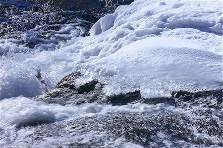 picture of river brooks in winter - Mountain water stream Stock Photo - Premium Royalty-Free, Code: 622-06398246