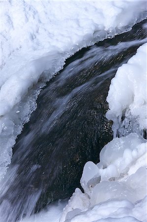picture of river brooks in winter - Mountain water stream Stock Photo - Premium Royalty-Free, Code: 622-06398249