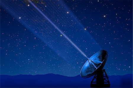 Antenna in the night sky Foto de stock - Sin royalties Premium, Código: 622-06398401