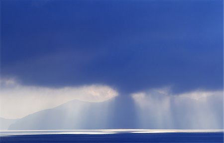 pale color sky - Morning in Lake Biwa, Shiga Prefecture Stock Photo - Premium Royalty-Free, Code: 622-06439218