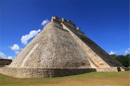 simsearch:622-06439221,k - Ruines mayas d'Uxmal, Mexique Photographie de stock - Premium Libres de Droits, Code: 622-06439228