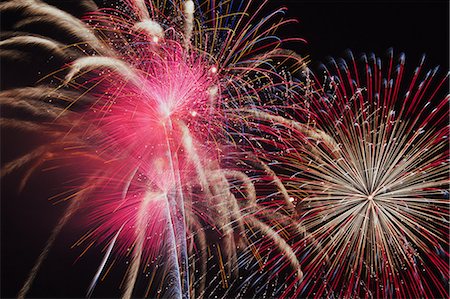 Feux d'artifice Photographie de stock - Premium Libres de Droits, Code: 622-06439861