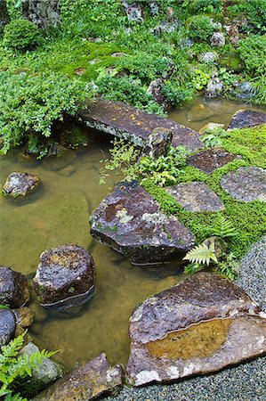 Jardin japonais traditionnel à Takayama, préfecture de Gifu Photographie de stock - Premium Libres de Droits, Code: 622-06439875