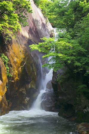 simsearch:622-06487490,k - Senga waterfall, Yamanashi Prefecture Stock Photo - Premium Royalty-Free, Code: 622-06487520