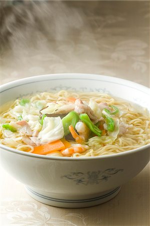 steaming soup - Chinese style stir fried noodle soup Stock Photo - Premium Royalty-Free, Code: 622-06548942