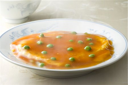 egg sauce - Crab Omelette Stock Photo - Premium Royalty-Free, Code: 622-06548956