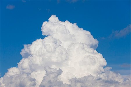 Blue sky and clouds Stock Photo - Premium Royalty-Free, Code: 622-06809502