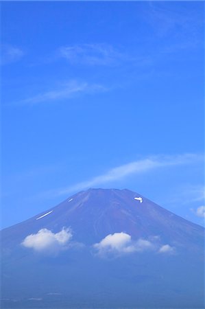 Mount Fuji, Yamanashi Prefecture Foto de stock - Royalty Free Premium, Número: 622-06842645