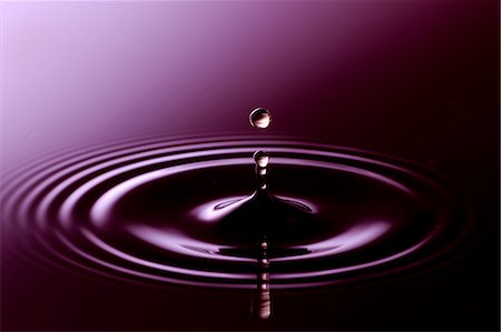 Ripples in soy sauce Stock Photo - Premium Royalty-Free, Code: 622-06900253