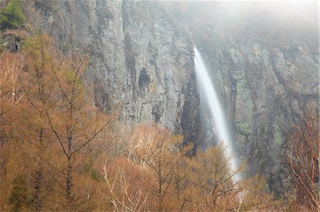 simsearch:622-07108375,k - Yonago falls, Nagano Prefecture Fotografie stock - Premium Royalty-Free, Codice: 622-07108382