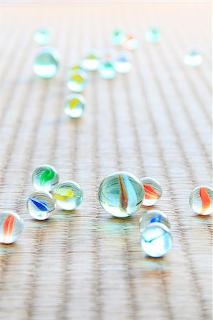 Marbles on tatami mat Stock Photo - Premium Royalty-Free, Code: 622-07108797
