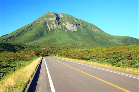 road landscape fall - Mount Rausu, Hokkaido Stock Photo - Premium Royalty-Free, Code: 622-07117635