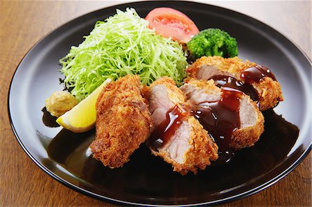 Japanese style pork cutlet Foto de stock - Sin royalties Premium, Código: 622-07355676