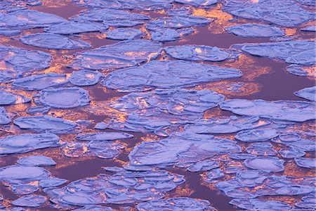 purple textures - Drift ice, Hokkaido Stock Photo - Premium Royalty-Free, Code: 622-07519587