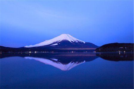 sky dawn - Mount Fuji Stock Photo - Premium Royalty-Free, Code: 622-07519854