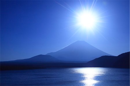 enero - Mount Fuji Foto de stock - Sin royalties Premium, Código: 622-07519851