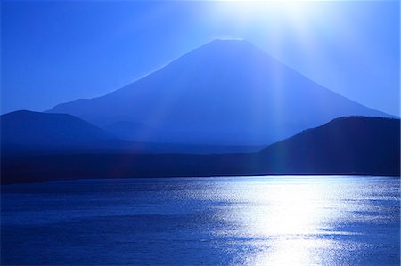Mount Fuji Foto de stock - Sin royalties Premium, Código: 622-07519852