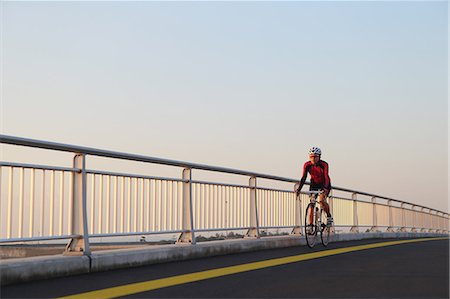 simsearch:622-07760681,k - Young Japanese girl cycling Stock Photo - Premium Royalty-Free, Code: 622-07760680