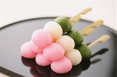 simsearch:670-06450168,k - Japanese confectionery Foto de stock - Sin royalties Premium, Código: 622-07810810