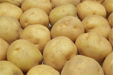 simsearch:859-06470159,k - Potatoes Photographie de stock - Premium Libres de Droits, Code: 622-07841106