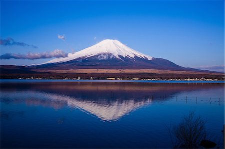 View of Mount Fuji Foto de stock - Sin royalties Premium, Código: 622-07841146