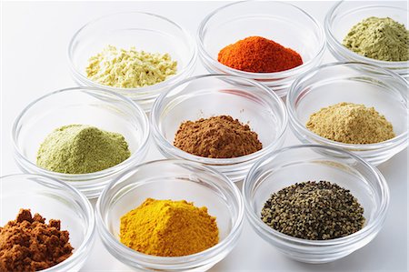 simsearch:859-06469718,k - Assorted spices Stockbilder - Premium RF Lizenzfrei, Bildnummer: 622-08007188