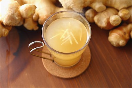 drink coaster - Ginger Root Stock Photo - Premium Royalty-Free, Code: 622-08065164