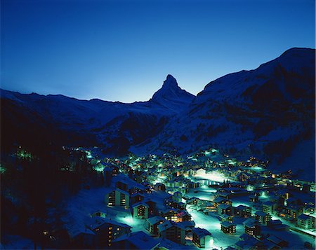 snowy night photo - Switzerland Stock Photo - Premium Royalty-Free, Code: 622-08065231