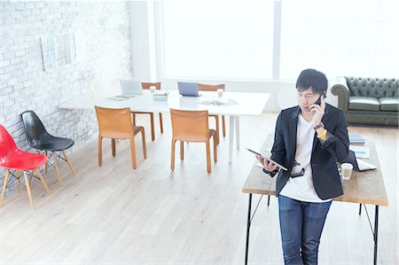 stylish asian man - Japanese man working in modern office Stock Photo - Premium Royalty-Free, Code: 622-08122935