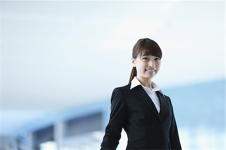 simsearch:622-08482694,k - Japanese businesswoman Fotografie stock - Premium Royalty-Free, Codice: 622-08482434